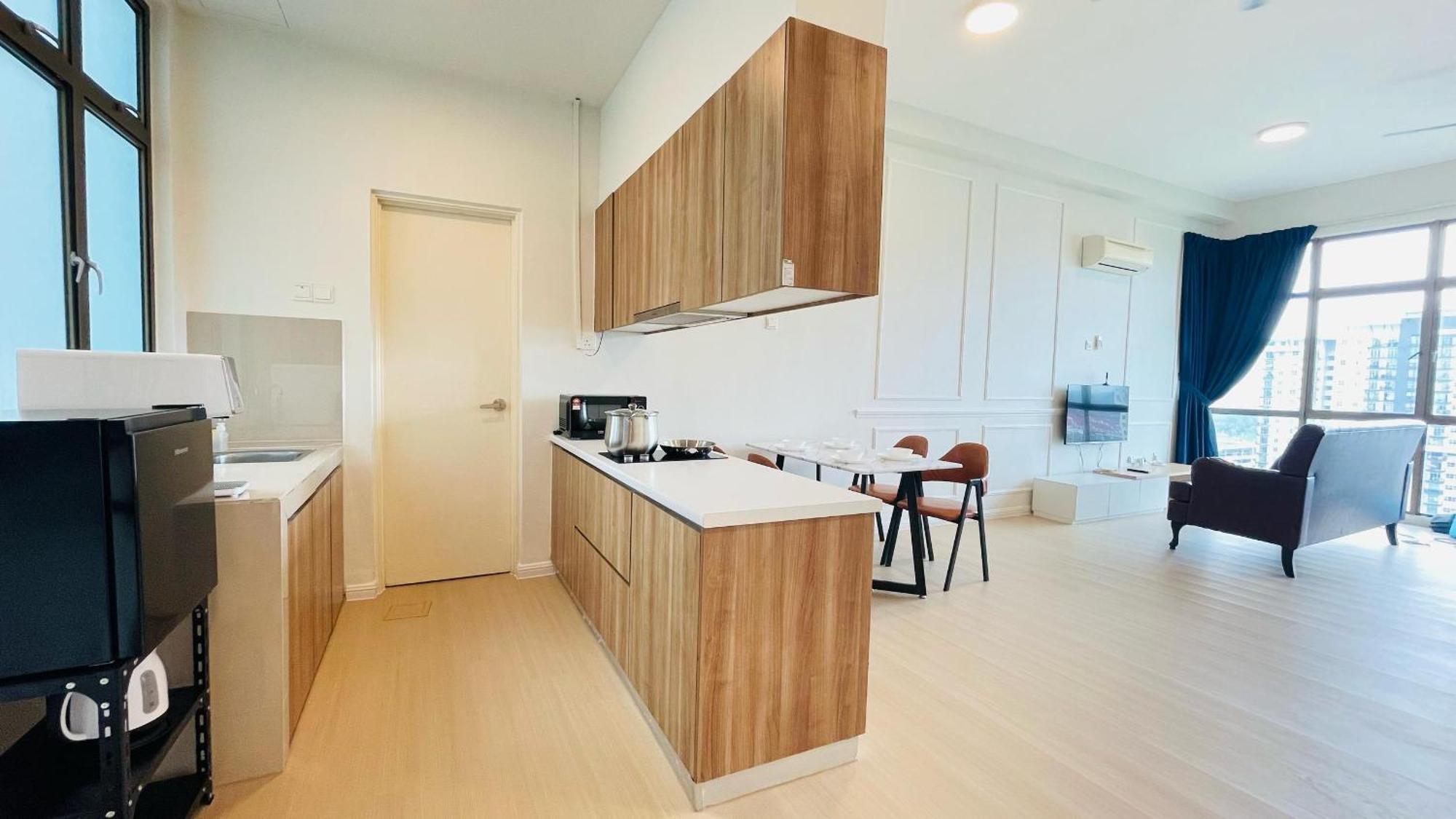 Sky Mount Austin Netflix & View *
